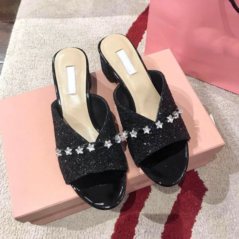 2019 Sandals High Heel Women's Shoes Fashion Multicolor Wild Women's Shoes Banquet Shoes Sequin Luxury Designer Genuine Leather
2019 Sandals High Heel Women's Shoes Fashion Multicolor Wild Women's Shoes Banquet Shoes Sequin Luxury Designer Genuine Leather