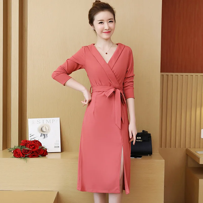 2018 Autumn New Pattern European Will Code Self-cultivation Thin Long Section Charge Fashion Rendering Dress
2018 Autumn New Pattern European Will Code Self-cultivation Thin Long Section Charge Fashion Rendering Dress