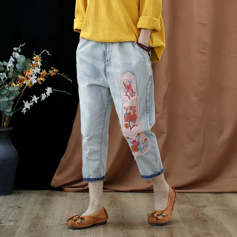 Spring Autumn Women Casual Elastic Waist Embroidery Jeans Patchwork Denim Pants Trousers Vintage Ripped Holes Harem Pant
Spring Autumn Women Casual Elastic Waist Embroidery Jeans Patchwork Denim Pants Trousers Vintage Ripped Holes Harem Pant