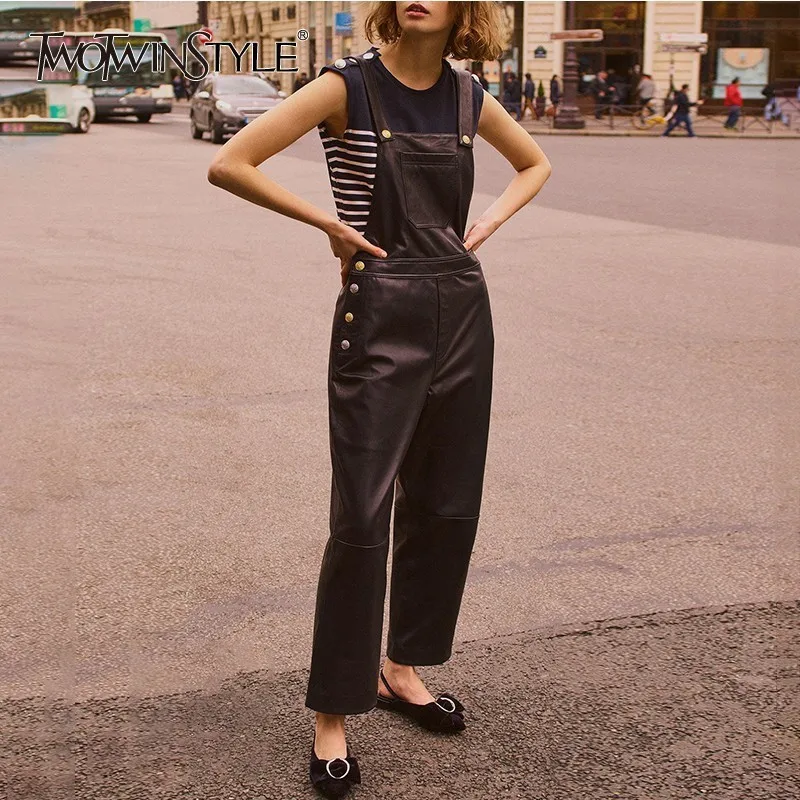 TWOTWINSTYLE PU Leather Overalls For Women High Waist Black Ankle Length Women's Pants 2019 Autumn Winter Fashion Tide
TWOTWINSTYLE PU Leather Overalls For Women High Waist Black Ankle Length Women's Pants 2019 Autumn Winter Fashion Tide