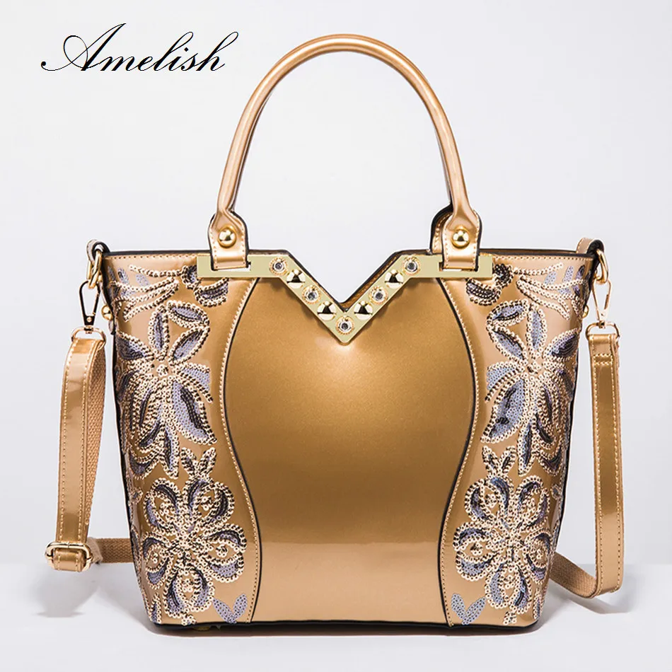 2018 New Female Bag Bright Soft Patent Leather Handbag Women Flower Shaped Sequins Tote Blue Gold Shoulder Messenger Party Bag
2018 New Female Bag Bright Soft Patent Leather Handbag Women Flower Shaped Sequins Tote Blue Gold Shoulder Messenger Party Bag