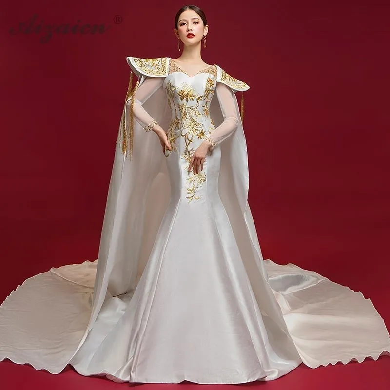 White Fashion Show Dresses Chinese Traditional Evening Dress Qi Pao Women Long Tailing Cheongsam Oriental Style Host Gown
White Fashion Show Dresses Chinese Traditional Evening Dress Qi Pao Women Long Tailing Cheongsam Oriental Style Host Gown