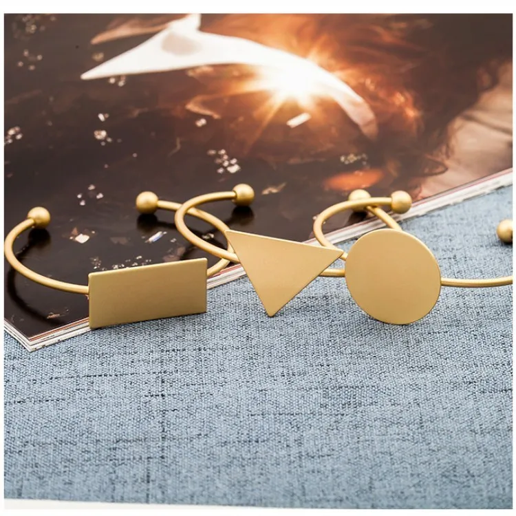 New Simple Triangle Round Rectangular Opening Bracelet Jewelry Trendy Ladies Gift Party Copper Bangles
New Simple Triangle Round Rectangular Opening Bracelet Jewelry Trendy Ladies Gift Party Copper Bangles