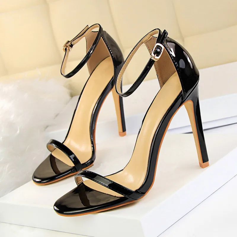 2018 Women Ankle Strap Narrow Band Shoes Woman Open Toe Flock Material Women's Buckle Pumps High Heels DS-B0246
2018 Women Ankle Strap Narrow Band Shoes Woman Open Toe Flock Material Women's Buckle Pumps High Heels DS-B0246