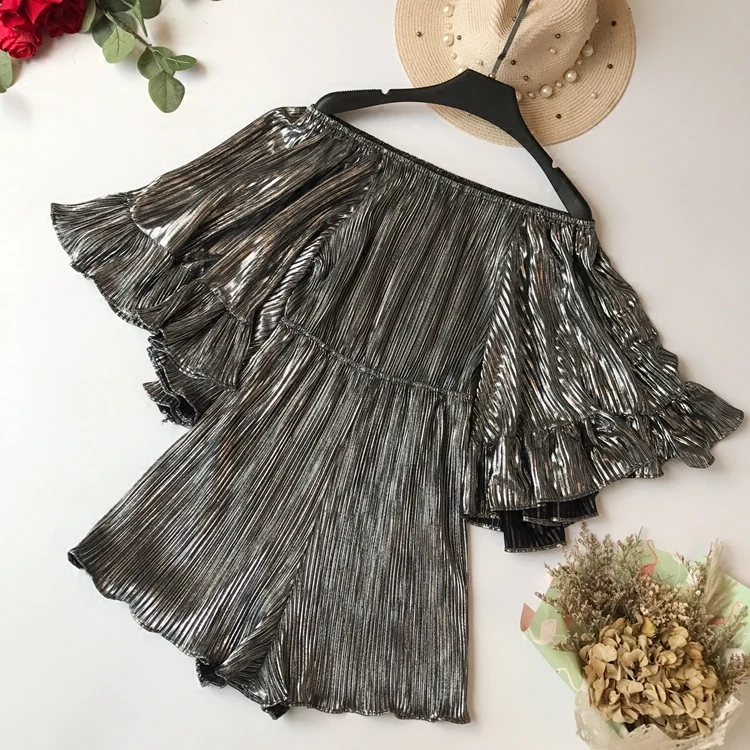 Summer Metallic Ruffle-Trim Romper Playsuits Women Graceful Casual Overalls Jumpsuits
Summer Metallic Ruffle-Trim Romper Playsuits Women Graceful Casual Overalls Jumpsuits