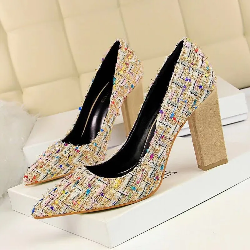 Hot Office Thick High Heel Women Pumps Ladies Shoes Hoof Heels Colored Cloth Pointed Toe Shallow Slip On Footwear Shoes
Hot Office Thick High Heel Women Pumps Ladies Shoes Hoof Heels Colored Cloth Pointed Toe Shallow Slip On Footwear Shoes