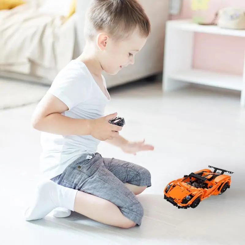 380/421PCS DIY Building Block Car Brick Toys for Kids Technic Defender RC Car Model Children Compatible Blocks Building Toys
380/421PCS DIY Building Block Car Brick Toys for Kids Technic Defender RC Car Model Children Compatible Blocks Building Toys