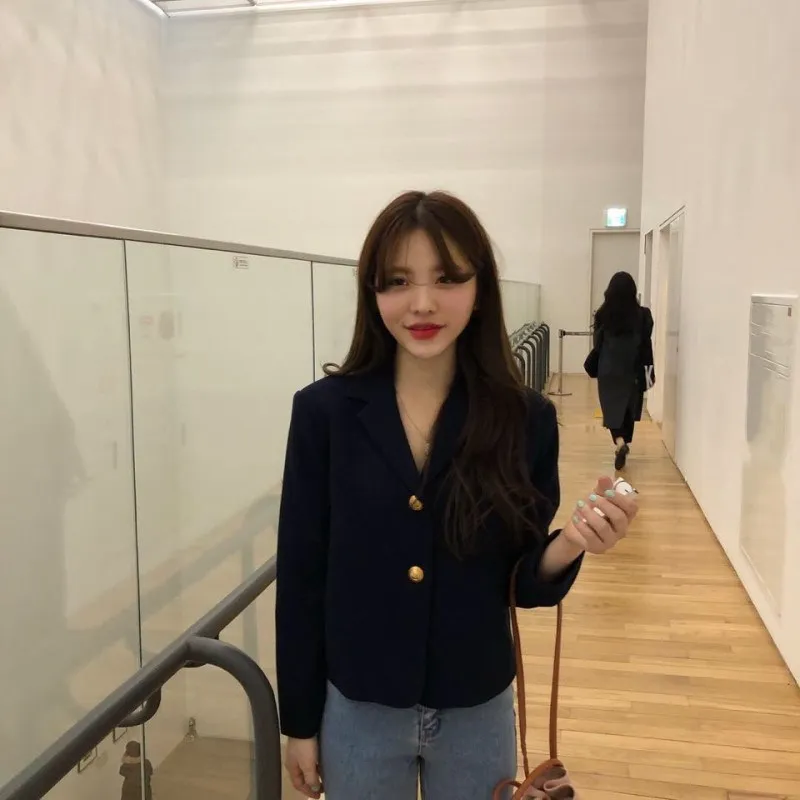 High Quality Spring Autumn Long Sleeve Slim Blazers Women Single Breasted Thin Outwear Notched Casual Solid Short Coats
High Quality Spring Autumn Long Sleeve Slim Blazers Women Single Breasted Thin Outwear Notched Casual Solid Short Coats
