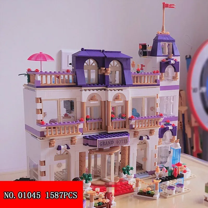 Lepin Block Girl Ice And Snow Witch From Nepal Series 01045 Heart Lake City Will Hotel Assembling Plastic Building Block 1587pcs 
Lepin Block Girl Ice And Snow Witch From Nepal Series 01045 Heart Lake City Will Hotel Assembling Plastic Building Block 1587pcs