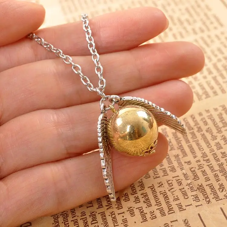 

Wellcomics Harri Potter Quidditch Golden Snitch Ball Owl Wings Metal Necklace Chain Pendant Ornament Jewelry Cosplay Collection