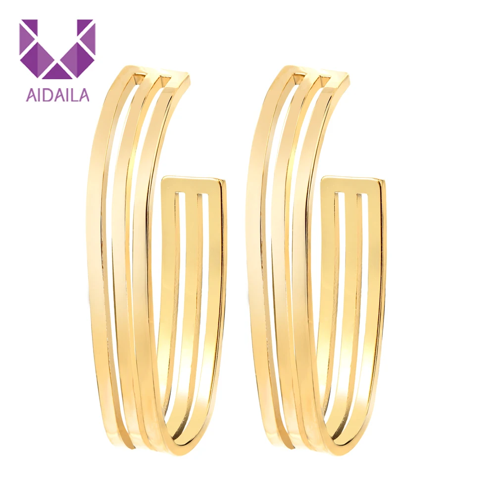 Women Hoop Earrings for Office Ladies Circle Gold Color Loop for Women Fashion Jewelry Wholesale
Women Hoop Earrings for Office Ladies Circle Gold Color Loop for Women Fashion Jewelry Wholesale