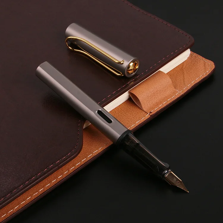 Quality goods Metal aurora 8Color Art Designer EF/MF fountain Pen Practise Golden Clip luxury school Office Stationery supplies
Quality goods Metal aurora 8Color Art Designer EF/MF fountain Pen Practise Golden Clip luxury school Office Stationery supplies