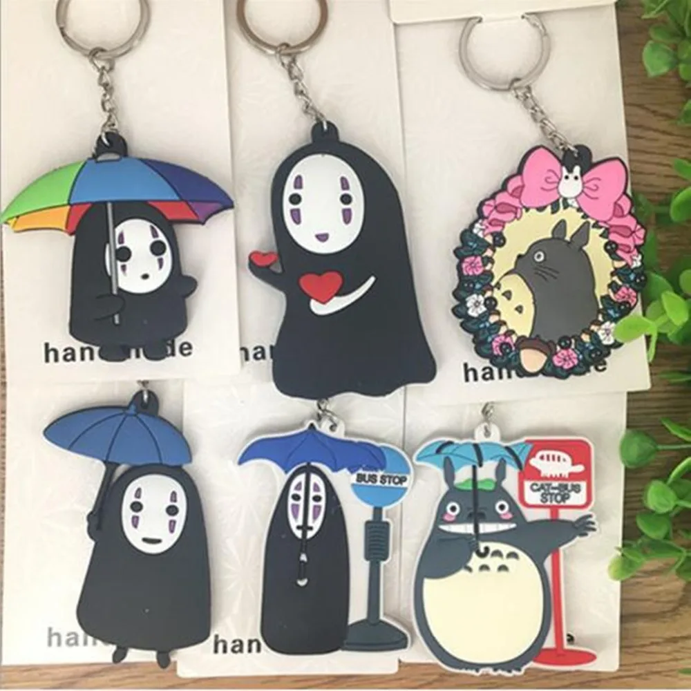 New design Japanese animation Totoro Keychain Miyazaki Totoro no face male activity PVC small gift bag pendants Llavero
New design Japanese animation Totoro Keychain Miyazaki Totoro no face male activity PVC small gift bag pendants Llavero