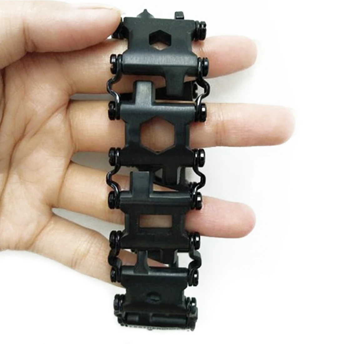 Multifunctional Outdoor Spliced Bracelet Wearing Screwdriver Tool Hand Chain Field Survival Bracelet
Multifunctional Outdoor Spliced Bracelet Wearing Screwdriver Tool Hand Chain Field Survival Bracelet