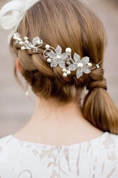 Bride Ornaments Wedding Dress Bride Headwear Soft Chain Beauty Sweet Grils/Women Hair Jewelry Accessories Hot Sell Free Shipping
Bride Ornaments Wedding Dress Bride Headwear Soft Chain Beauty Sweet Grils/Women Hair Jewelry Accessories Hot Sell Free Shipping