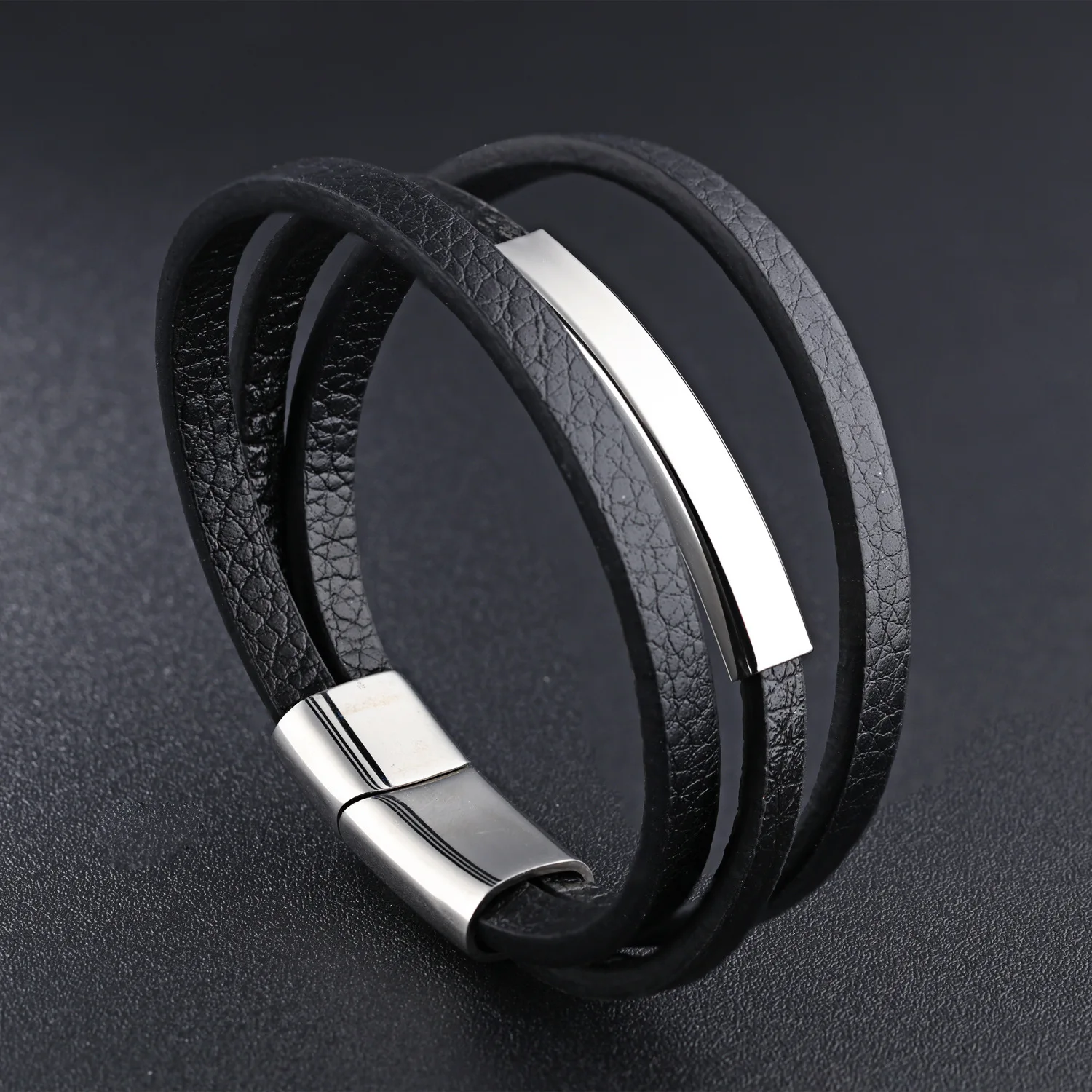 European And American Exquisite Jewelry Titanium Steel Men's Multi-Layer Leather Strap Magnetic Clasp Bracelet
European And American Exquisite Jewelry Titanium Steel Men's Multi-Layer Leather Strap Magnetic Clasp Bracelet