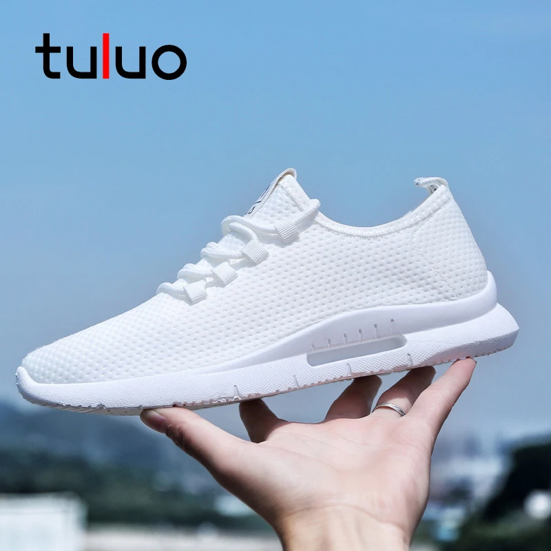 TULUO Top Quality Running Shoes for Men Summer Outdoor Lightweight Breathable Mesh Soft Male Walking Sneakers Sports
TULUO Top Quality Running Shoes for Men Summer Outdoor Lightweight Breathable Mesh Soft Male Walking Sneakers Sports