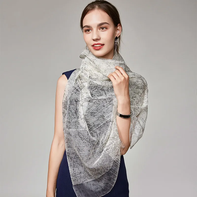 2019 Spring And Summer Mulberry Silk Scarf Fold Ink Marks Stripe Scarf Wool Blending Ma'am Shawl Women Scarves
2019 Spring And Summer Mulberry Silk Scarf Fold Ink Marks Stripe Scarf Wool Blending Ma'am Shawl Women Scarves