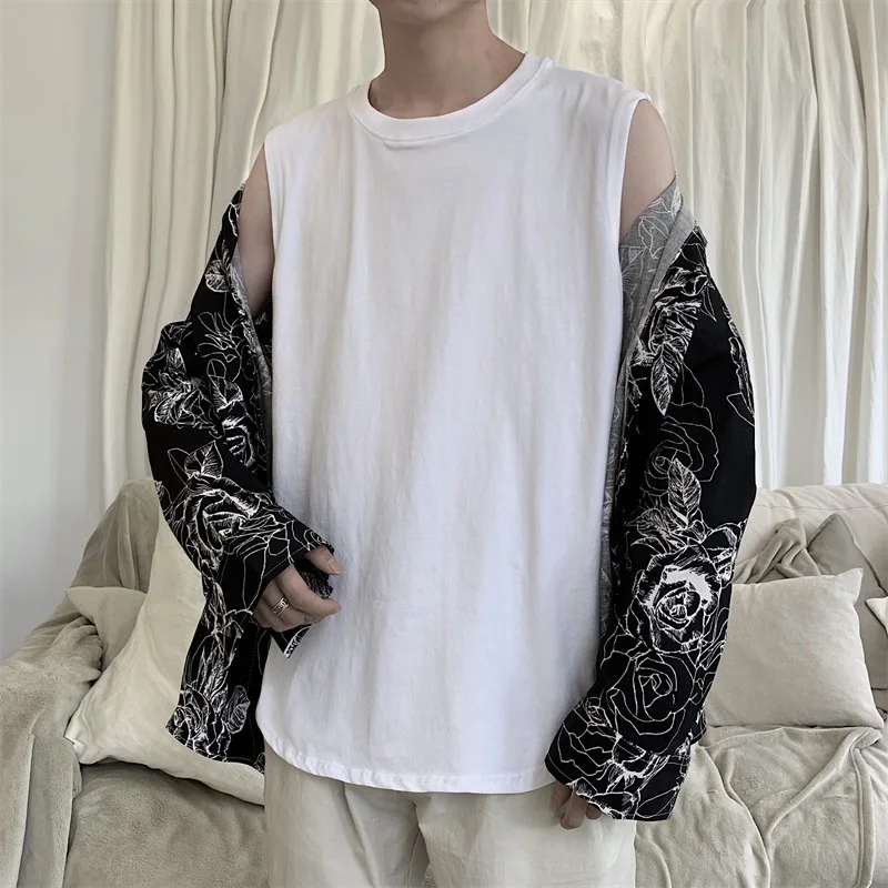 Men's vest 2019 spring new round neck loose vest solid color temptation youth wild trend fashion explosions wild men's clothing 
Men's vest 2019 spring new round neck loose vest solid color temptation youth wild trend fashion explosions wild men's clothing