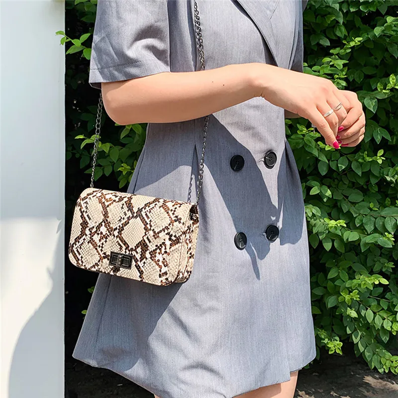 Small Snake Print Shoulder Bag Flap Messenger Handbags for Women Leather Serpentine Chain Bags Bolsas Mujer Sac A Main #40
Small Snake Print Shoulder Bag Flap Messenger Handbags for Women Leather Serpentine Chain Bags Bolsas Mujer Sac A Main #40