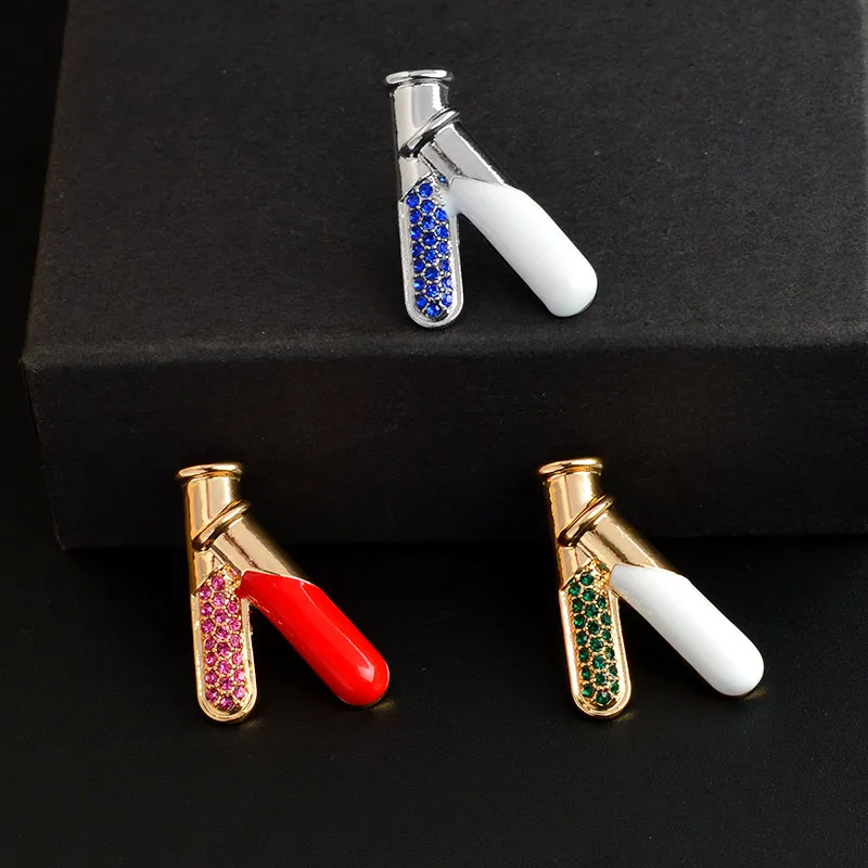 Gold Silver Test Tube Buret Metal Brooch Pin Medical Jewelry Doctor Nurse Medicine Brooch Graduation Gift for Medical Students
Gold Silver Test Tube Buret Metal Brooch Pin Medical Jewelry Doctor Nurse Medicine Brooch Graduation Gift for Medical Students
