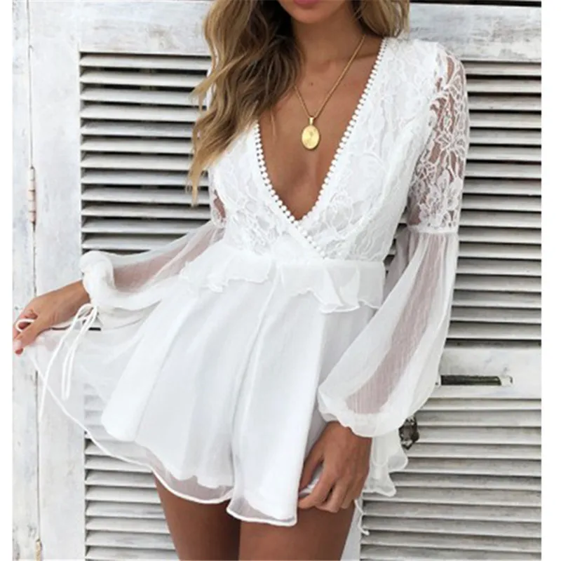 Women's Sexy V Neck Jumpsuit Backless Lace Patchwork Lantern Long Sleeve Playsuit 2019 Summer White Casual Loose Shorts Rompers
Women's Sexy V Neck Jumpsuit Backless Lace Patchwork Lantern Long Sleeve Playsuit 2019 Summer White Casual Loose Shorts Rompers