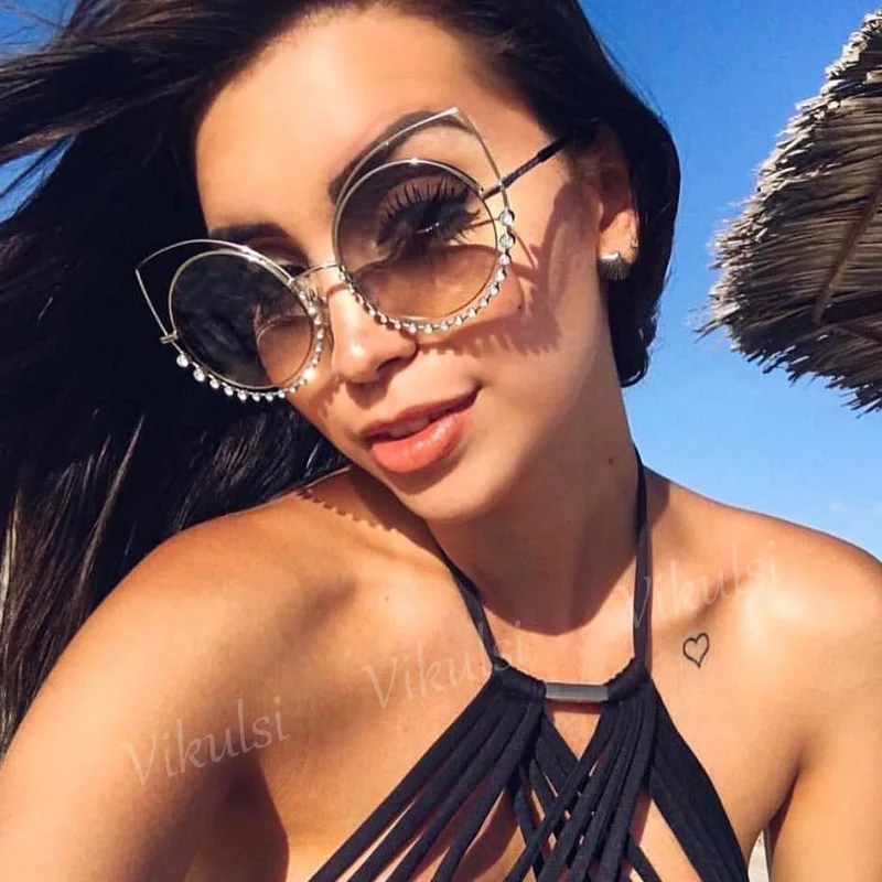 Luxury Brand Sexy Cat Eye Sunglasses Women 2017 Outside Coating Round Sunglasses Pilot Mirror Diamonds Sun Glasses Lady Lunette
Luxury Brand Sexy Cat Eye Sunglasses Women 2017 Outside Coating Round Sunglasses Pilot Mirror Diamonds Sun Glasses Lady Lunette
