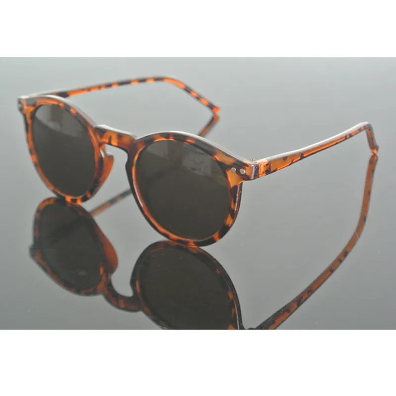 Men Women Tortoise Leopard Brown Reading Sunglasses Oval Round Full Rim +100 +125 +150 +175 +200 +250 +3 +350 +375 +4 +425 +450
Men Women Tortoise Leopard Brown Reading Sunglasses Oval Round Full Rim +100 +125 +150 +175 +200 +250 +3 +350 +375 +4 +425 +450