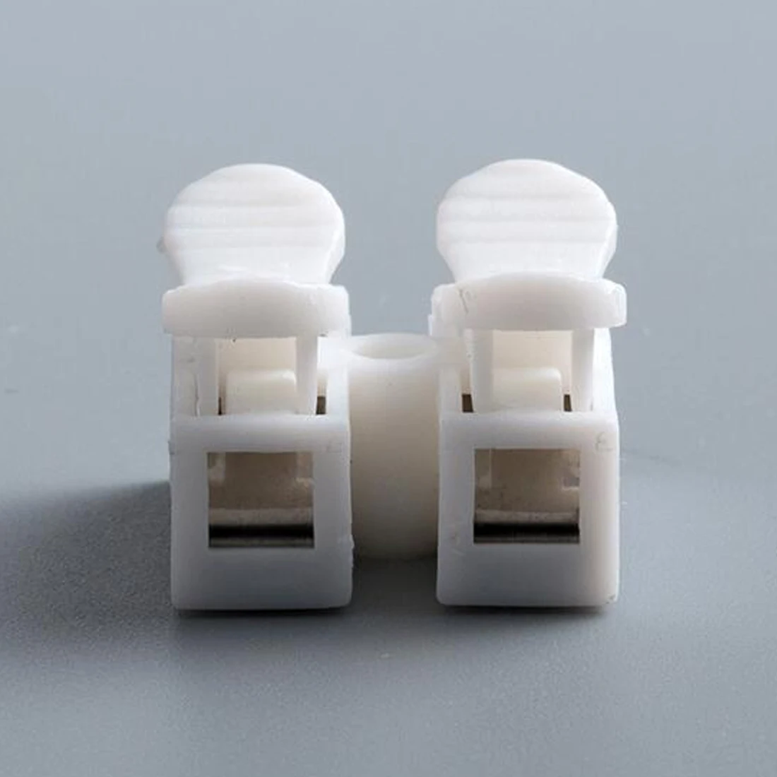 New 10pcs CH-2 Press Type Electric Connection Quick Wiring Terminal for LED Lighting
New 10pcs CH-2 Press Type Electric Connection Quick Wiring Terminal for LED Lighting