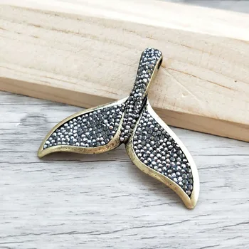 5 Pcs Fashion Dolphin tail shape Pendant Paved Rhinestone Crystal Charm for DIY Necklace jewelry PD844
5 Pcs Fashion Dolphin tail shape Pendant Paved Rhinestone Crystal Charm for DIY Necklace jewelry PD844