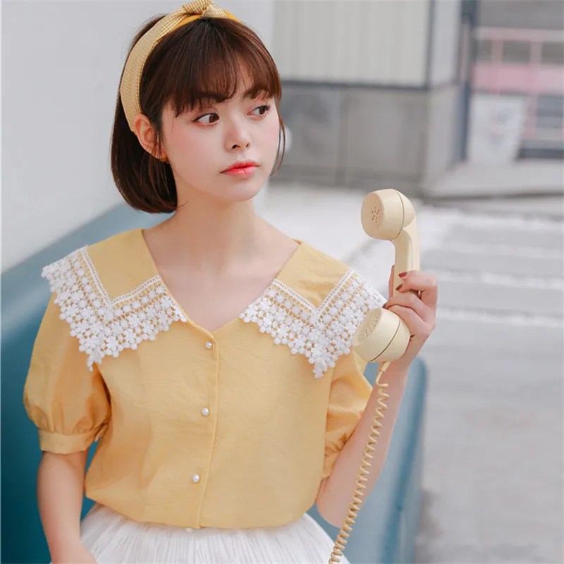 2019 New Summer Style Sweet Lacework Turn-down Collar Short Sleeve Blouse Women Korean Casual Chiffon Shirts Blouses
2019 New Summer Style Sweet Lacework Turn-down Collar Short Sleeve Blouse Women Korean Casual Chiffon Shirts Blouses