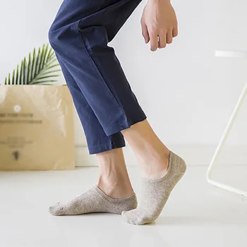 Summer Men Boy Socks Cotton Boat Socks Short Thin Invisible Slip Breathable Solid Color Silicone Non-slip Sock calcetines hombre
Summer Men Boy Socks Cotton Boat Socks Short Thin Invisible Slip Breathable Solid Color Silicone Non-slip Sock calcetines hombre