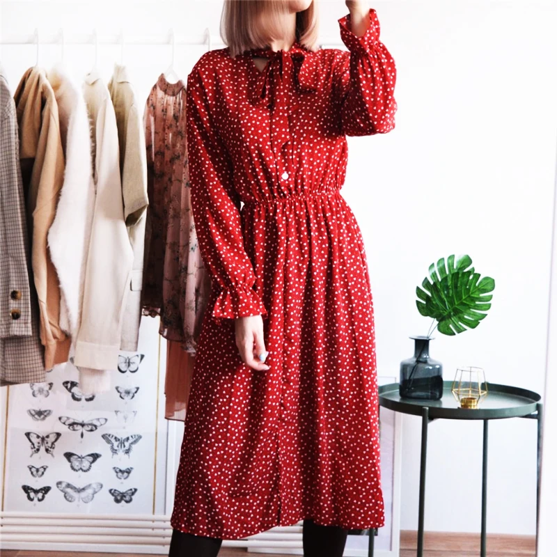 Women Print Chiffon Dress Casual Female Elastic Wasit Keen Length Dress Vintage Ruffles Long Sleeve Chic Button Ladies Dress
Women Print Chiffon Dress Casual Female Elastic Wasit Keen Length Dress Vintage Ruffles Long Sleeve Chic Button Ladies Dress