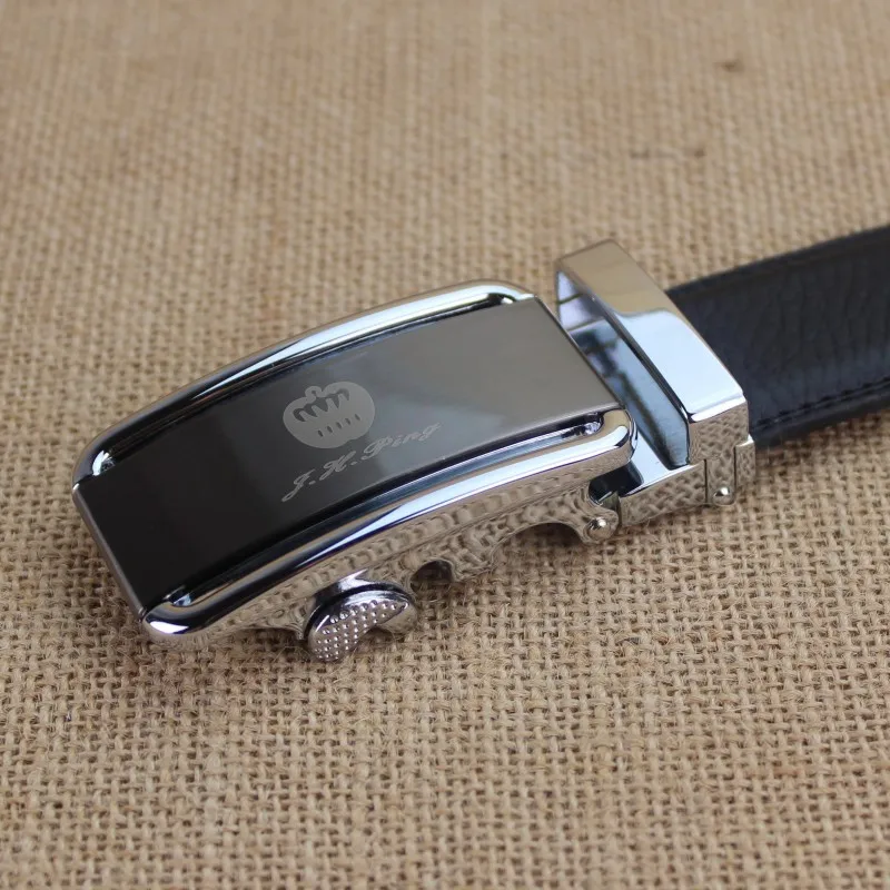 Jinhuangping New Design Man's Official Black Real Leather Ratchet Belt with Simple Automatic Buckle
Jinhuangping New Design Man's Official Black Real Leather Ratchet Belt with Simple Automatic Buckle