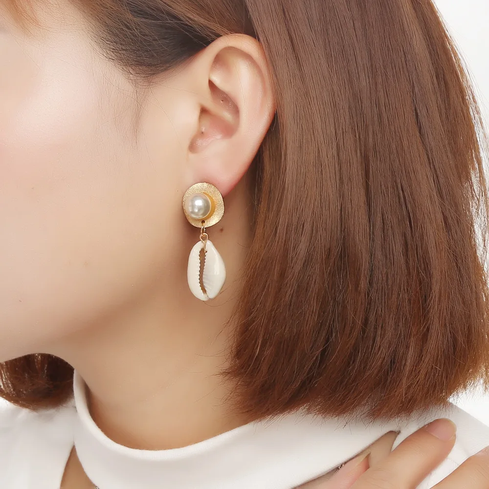 DoreenBeads 2019 New Fashion Women Bohemian Stud Earrings Gold Starfish Conch Cowary Shell Pearl Natural Shell Pendant,1 Pair
DoreenBeads 2019 New Fashion Women Bohemian Stud Earrings Gold Starfish Conch Cowary Shell Pearl Natural Shell Pendant,1 Pair