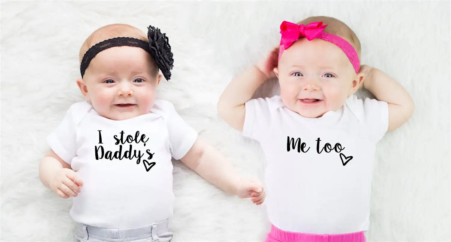 I Stole Daddy's Heart and Me Too Sister's Brother's Romper Family Matching Baby Girl Boy Summer Casual Toddler Kids Letter Onsie
I Stole Daddy's Heart and Me Too Sister's Brother's Romper Family Matching Baby Girl Boy Summer Casual Toddler Kids Letter Onsie