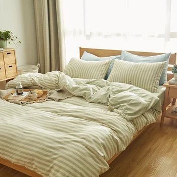 4pcs 100 Cotton bedding set fresh color light green and beige striped duvet covers King Queen Size fitted sheet knitted bedlinen
4pcs 100 Cotton bedding set fresh color light green and beige striped duvet covers King Queen Size fitted sheet knitted bedlinen