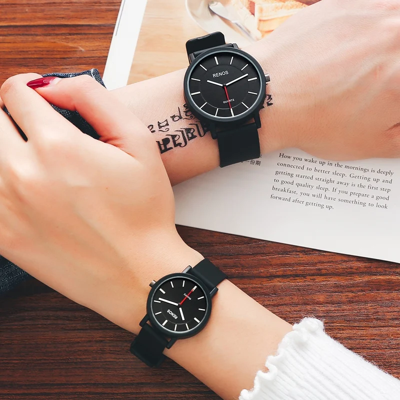 RENOS Lovers' Watch In Exquisite Box Simple Black White Quartz Wristwatches Fashion Casual Couple Watch Reloj de los amantes
RENOS Lovers' Watch In Exquisite Box Simple Black White Quartz Wristwatches Fashion Casual Couple Watch Reloj de los amantes