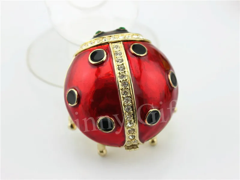 Small Colored beetle Trinket Box Home Decorative Box Small Gifts Beatle Metal Box
Small Colored beetle Trinket Box Home Decorative Box Small Gifts Beatle Metal Box