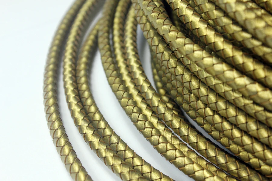 1 Yard 6mm Diameter Round Metallic Bronze Woven Braided Leather Bolo Cord, Necklace Bracelet Jewelry Making Leather Craft
1 Yard 6mm Diameter Round Metallic Bronze Woven Braided Leather Bolo Cord, Necklace Bracelet Jewelry Making Leather Craft