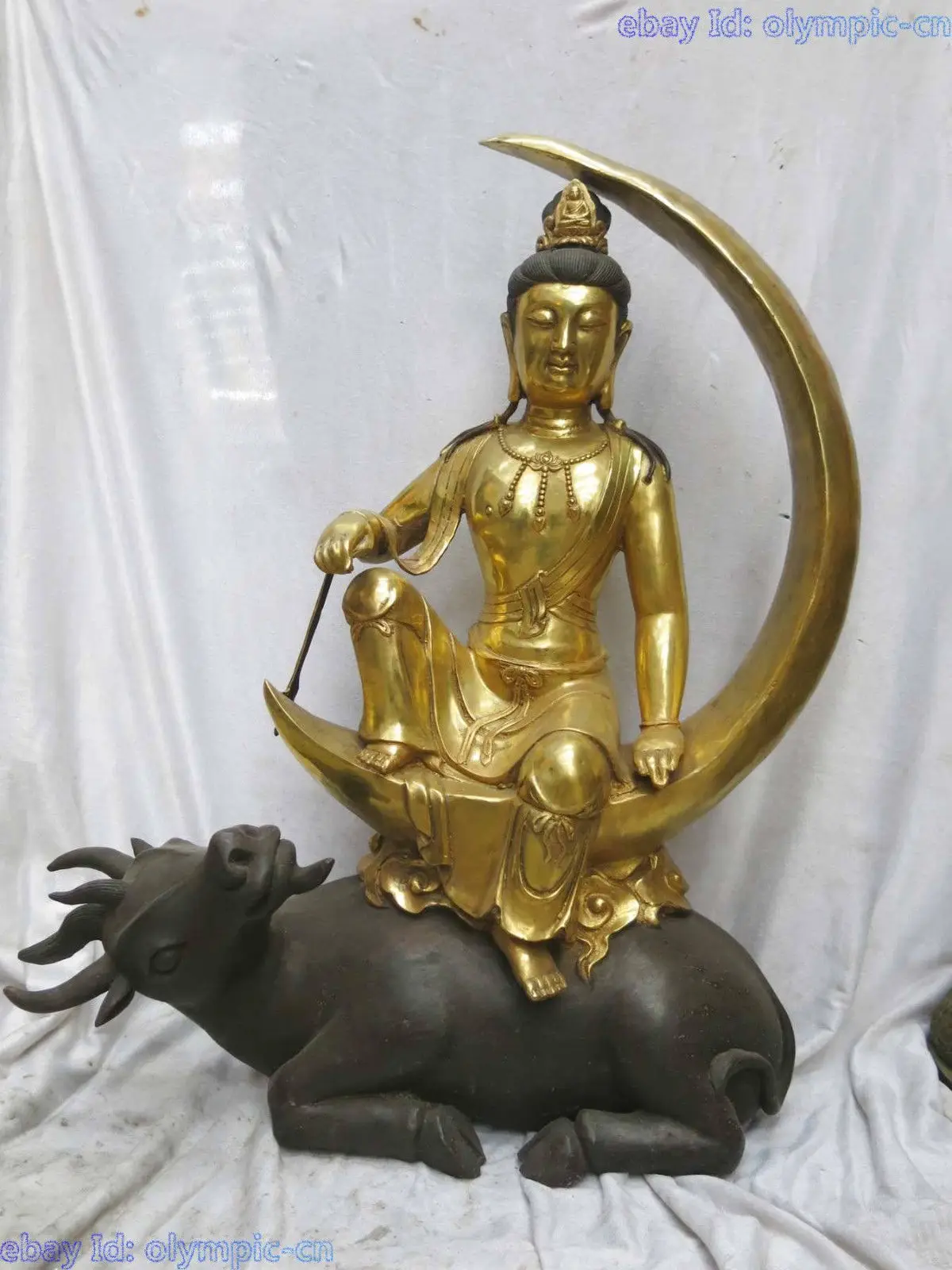 25" Huge China Tibet bronze gold equisite black ox moon Kwan-yin buddha Statue
25" Huge China Tibet bronze gold equisite black ox moon Kwan-yin buddha Statue