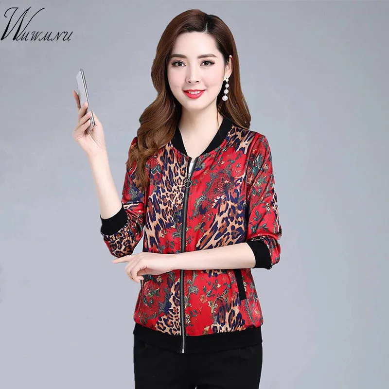 Mom's Simulation Silk jacket women 2019 spring summer thin Printed Sun protection clothing female short paragraph Plus size coat
Mom's Simulation Silk jacket women 2019 spring summer thin Printed Sun protection clothing female short paragraph Plus size coat