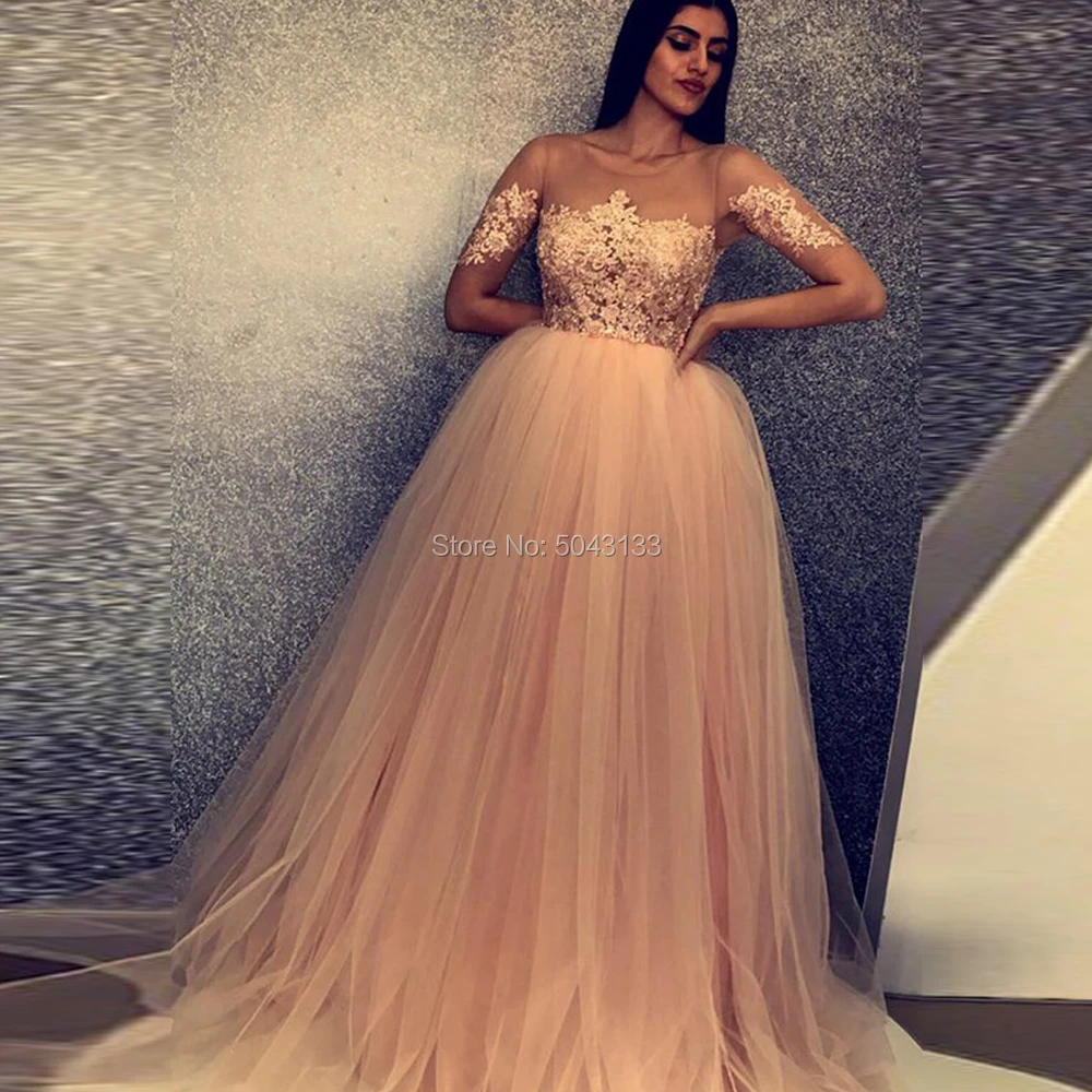 A Line O-Neck Applique Tulle Princess Prom Dresses Short Sleeves Evening Prom Dress Floor Length Free Shipping Vestido De Festa
A Line O-Neck Applique Tulle Princess Prom Dresses Short Sleeves Evening Prom Dress Floor Length Free Shipping Vestido De Festa