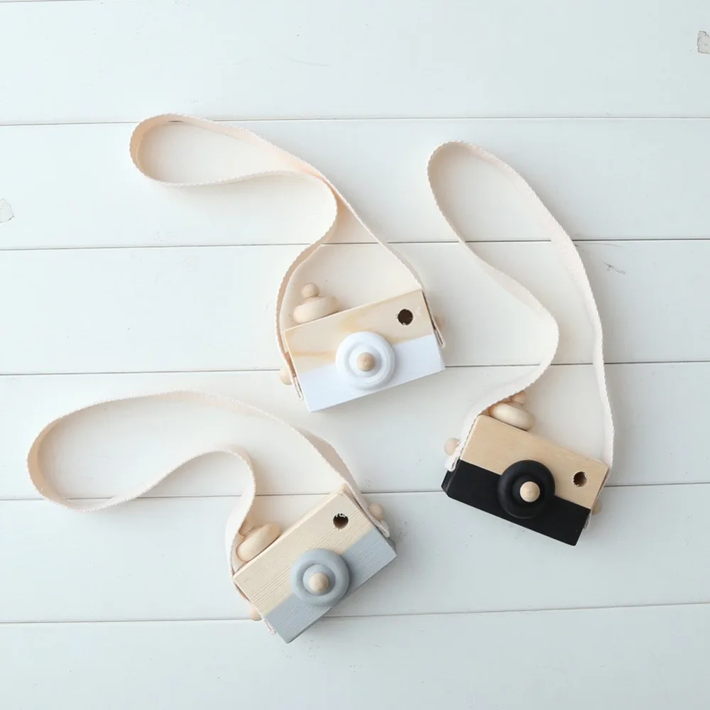 Nordic Hanging Wooden Camera Toys Mini Cute Kids Toy Gift Baby Room Decor Photography Prop Safe Natural Educational Toy For Kid
Nordic Hanging Wooden Camera Toys Mini Cute Kids Toy Gift Baby Room Decor Photography Prop Safe Natural Educational Toy For Kid