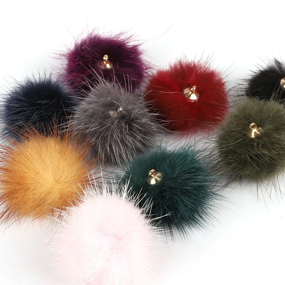 1Pc/lot Fur Covered Pompom Ball Beads Charms For Necklace Bracelet Jewelry Making DIY Earring Findings
1Pc/lot Fur Covered Pompom Ball Beads Charms For Necklace Bracelet Jewelry Making DIY Earring Findings