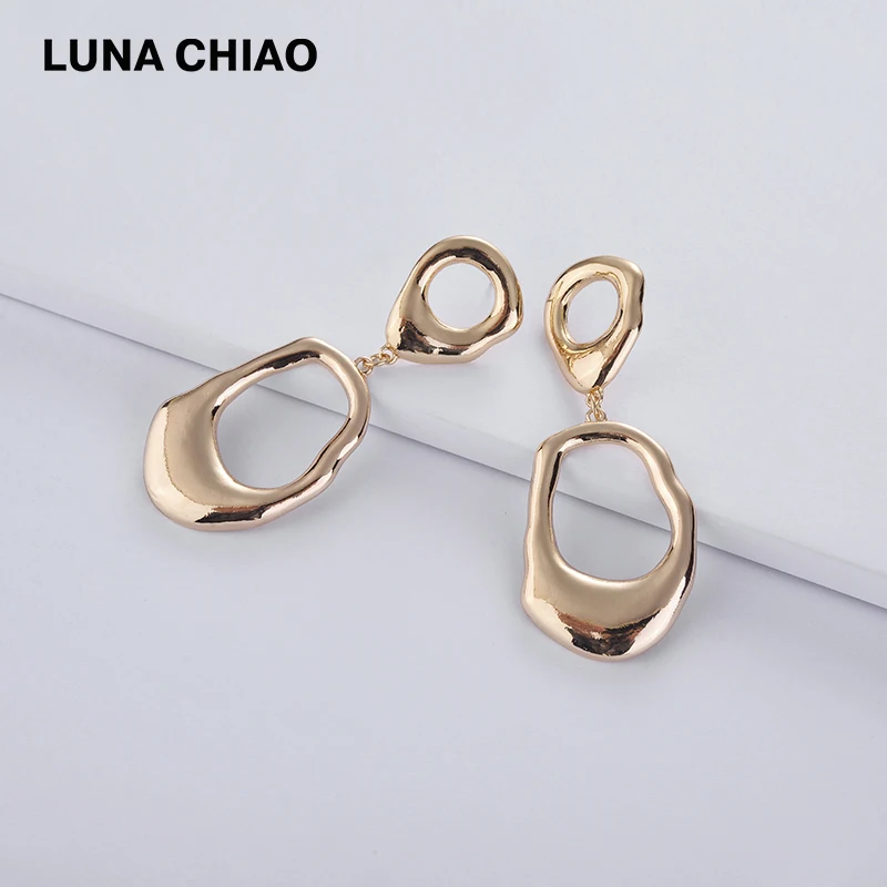 LUNA CHIAO Fashion Jewely Irregular Shape Metal Statement Earrings Geometric Unique design Drop Dangle Earring for Women
LUNA CHIAO Fashion Jewely Irregular Shape Metal Statement Earrings Geometric Unique design Drop Dangle Earring for Women