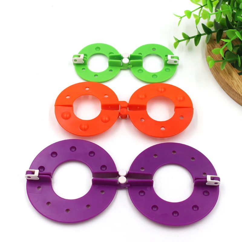 6pcs/set Mixed Color Wool Ball Making Machine Pompom Maker Fluff Ball Weaver Maker Handmade Pompom Fun Accessories Tools 3 sizes
6pcs/set Mixed Color Wool Ball Making Machine Pompom Maker Fluff Ball Weaver Maker Handmade Pompom Fun Accessories Tools 3 sizes