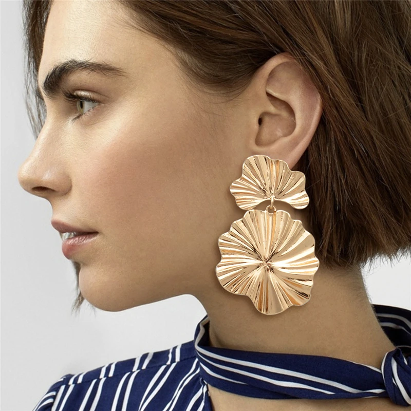 Geometric Leaf Shape Big Drop Earrings for Women Statement Leaves Dangle Bohemia Flower Fashion Steampunk Earrings Metal
Geometric Leaf Shape Big Drop Earrings for Women Statement Leaves Dangle Bohemia Flower Fashion Steampunk Earrings Metal