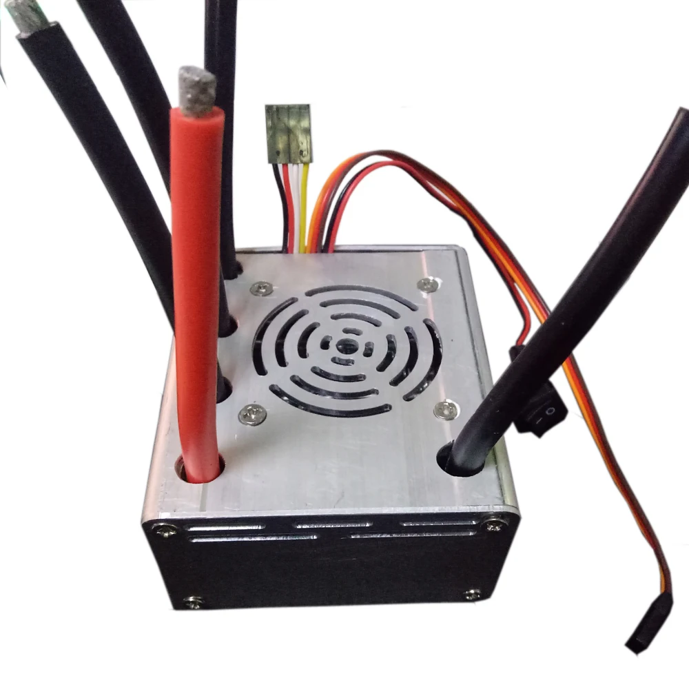 FATJAY FLIER 250A 3-12S 5V5A BEC HV ESC brushless speed controller with USB program cable for RC 1/5 cars
FATJAY FLIER 250A 3-12S 5V5A BEC HV ESC brushless speed controller with USB program cable for RC 1/5 cars