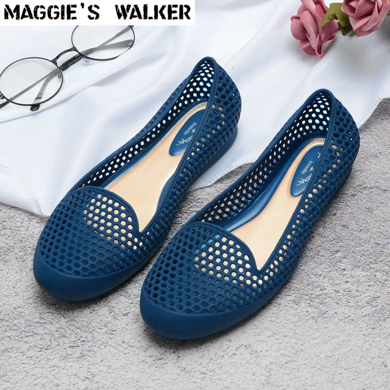 Maggie's Walker Beach Shoes Women Sweet Sandals Summer Fashion Cut-out Jelly Slip-on Resin Breathable Sandals Size 36~40
Maggie's Walker Beach Shoes Women Sweet Sandals Summer Fashion Cut-out Jelly Slip-on Resin Breathable Sandals Size 36~40